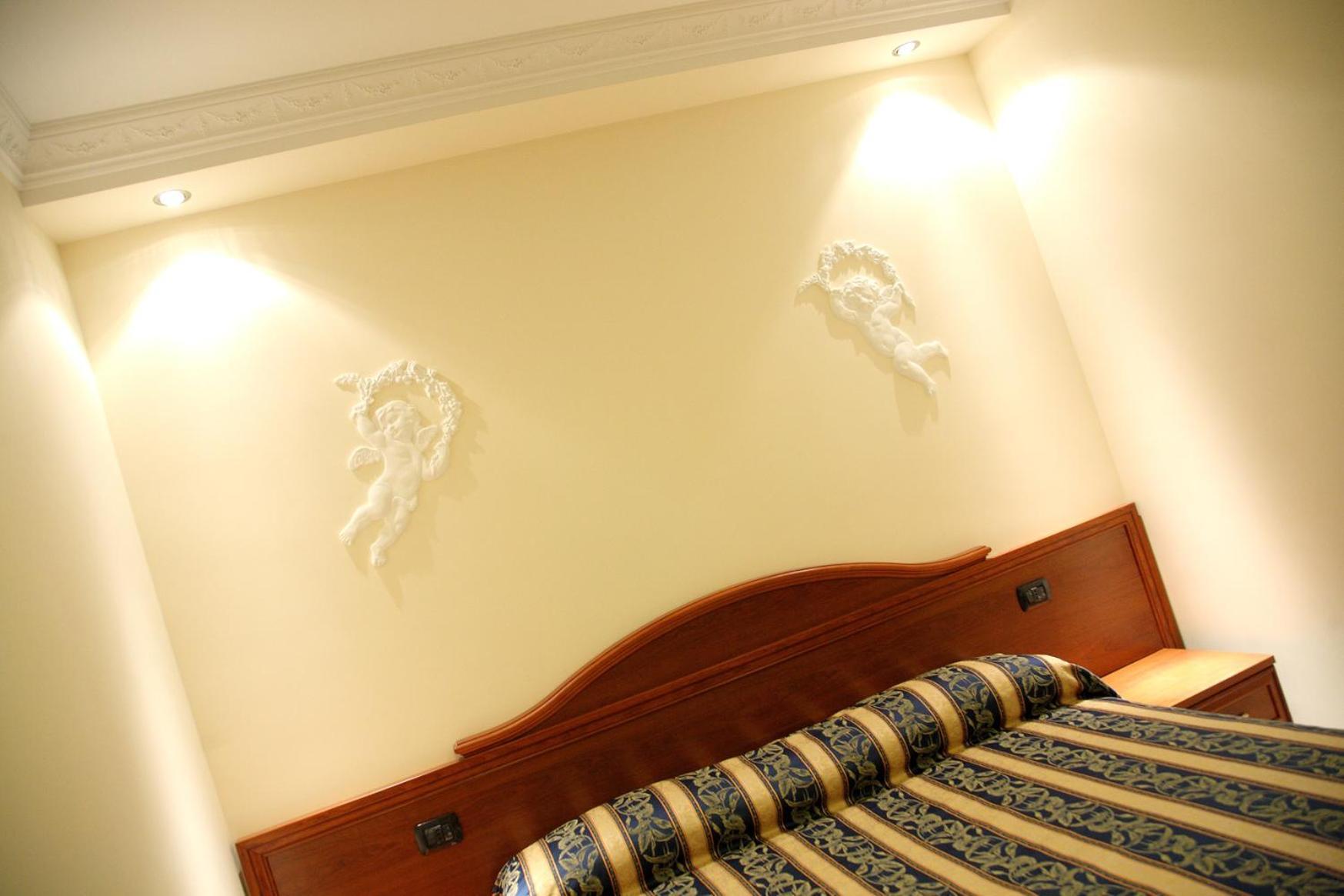 Galaxy Bed & Breakfast 3*